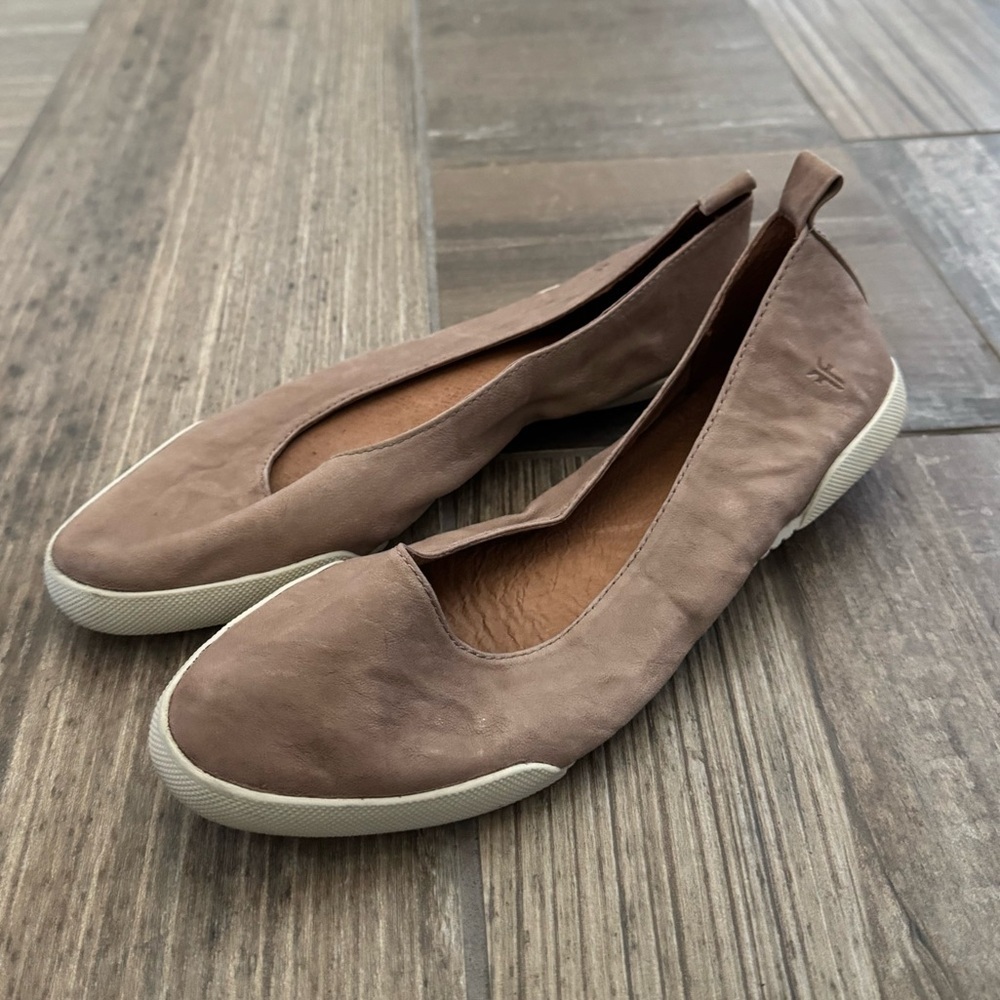Frye Melanie Ballet Flat size 8